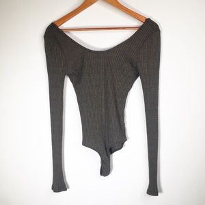 NYTT Small Green-Gray Bodysuit